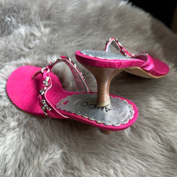 Aldo Pink with Silver Details Sandals 👡 - Picture 2 of 3